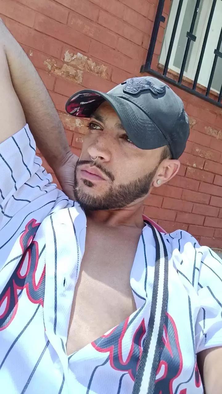 lechero96_hot on Cam4 