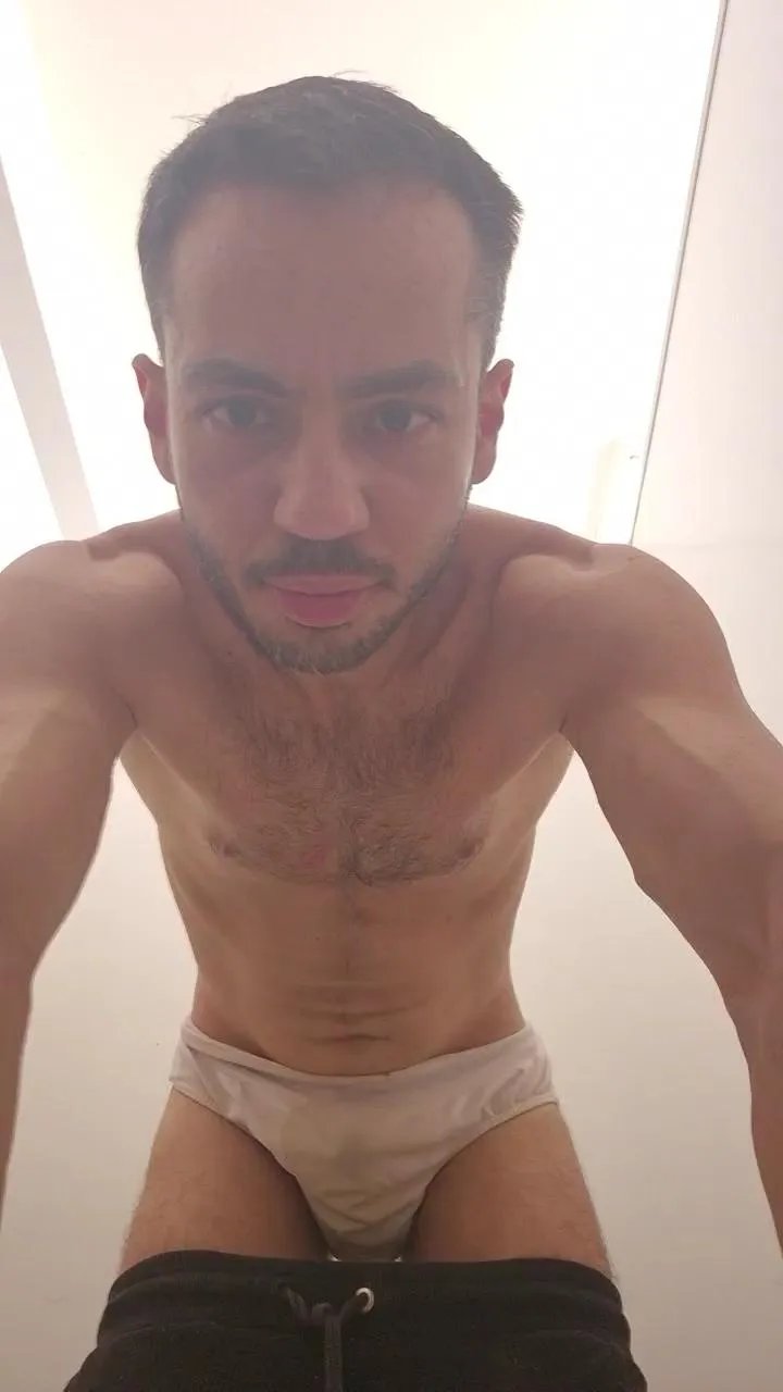 Offline LekNuBR on Cam4