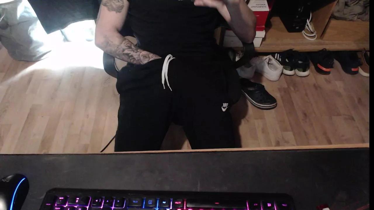 llectorboyl on Cam4 