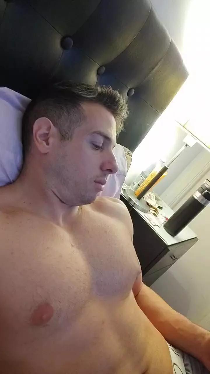 Luca23millo90 on Cam4 