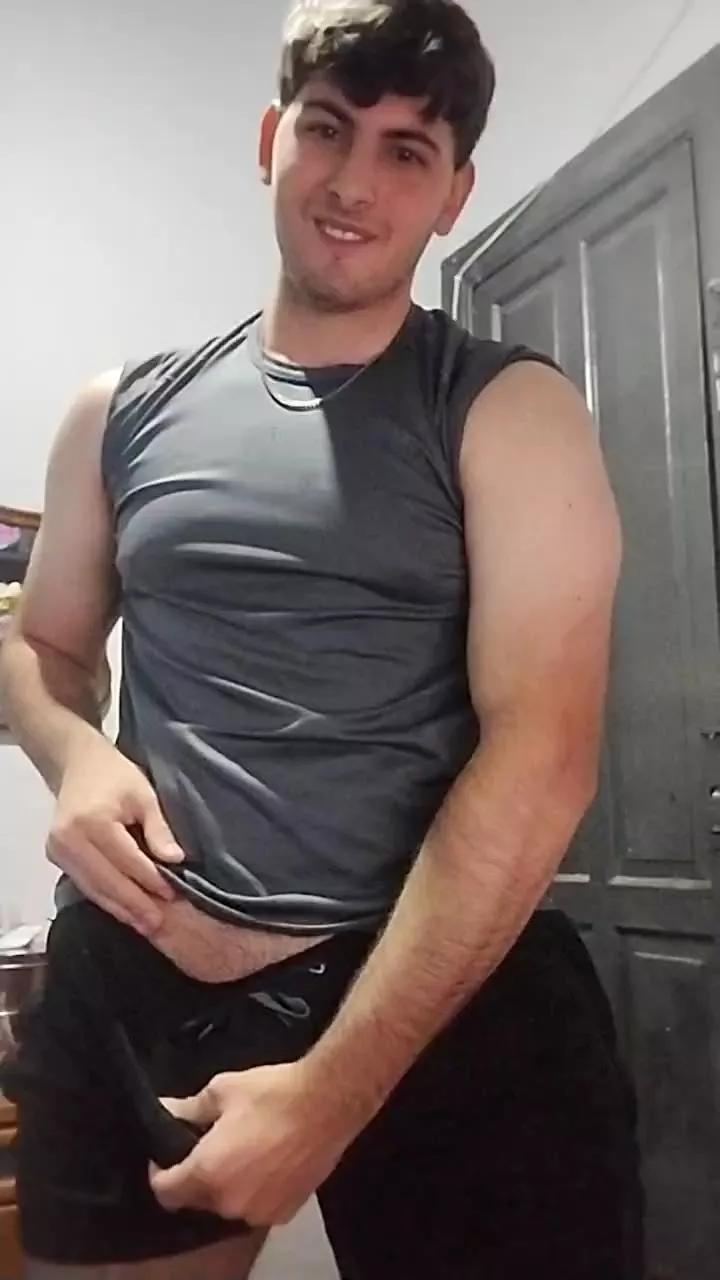 Lucas_Pink1 on Cam4 