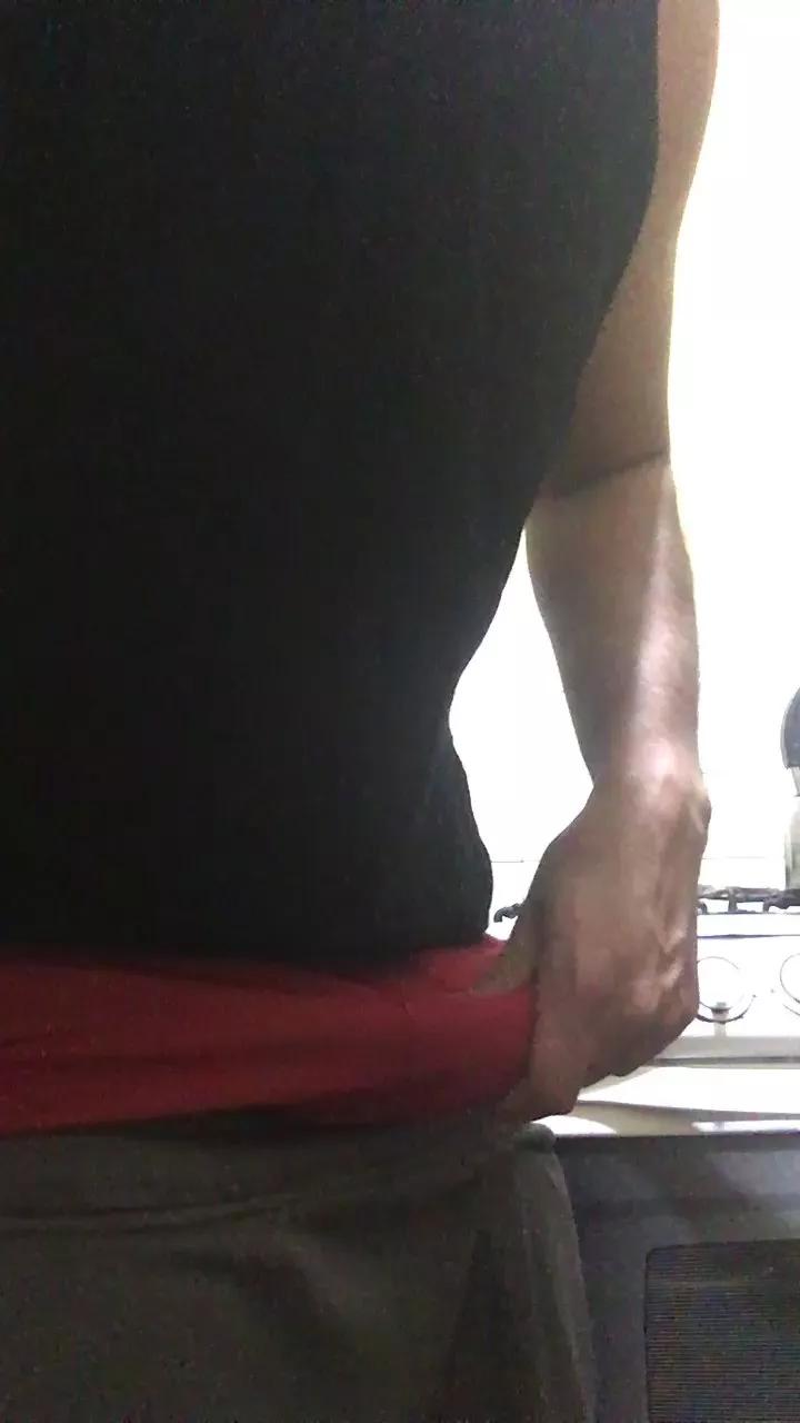 Luisfer98 on Cam4 