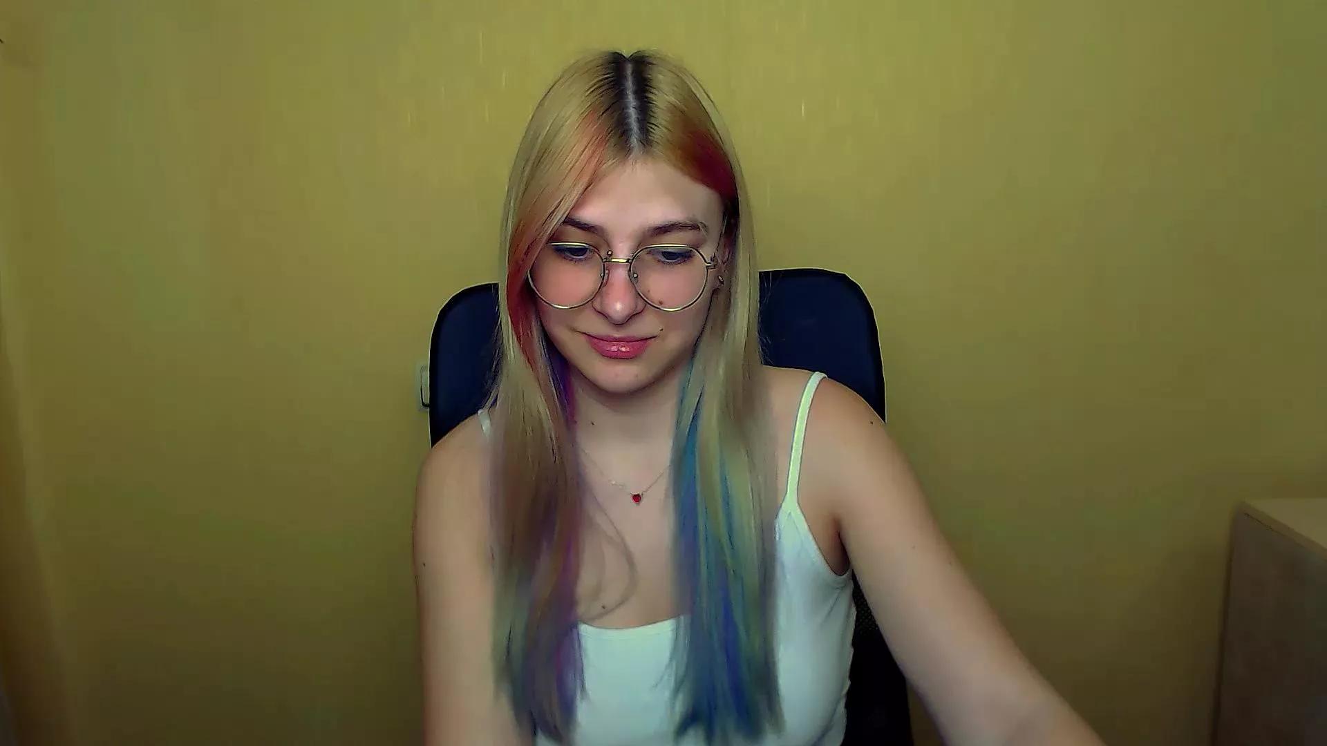 Luna_Lush_ on Cam4 