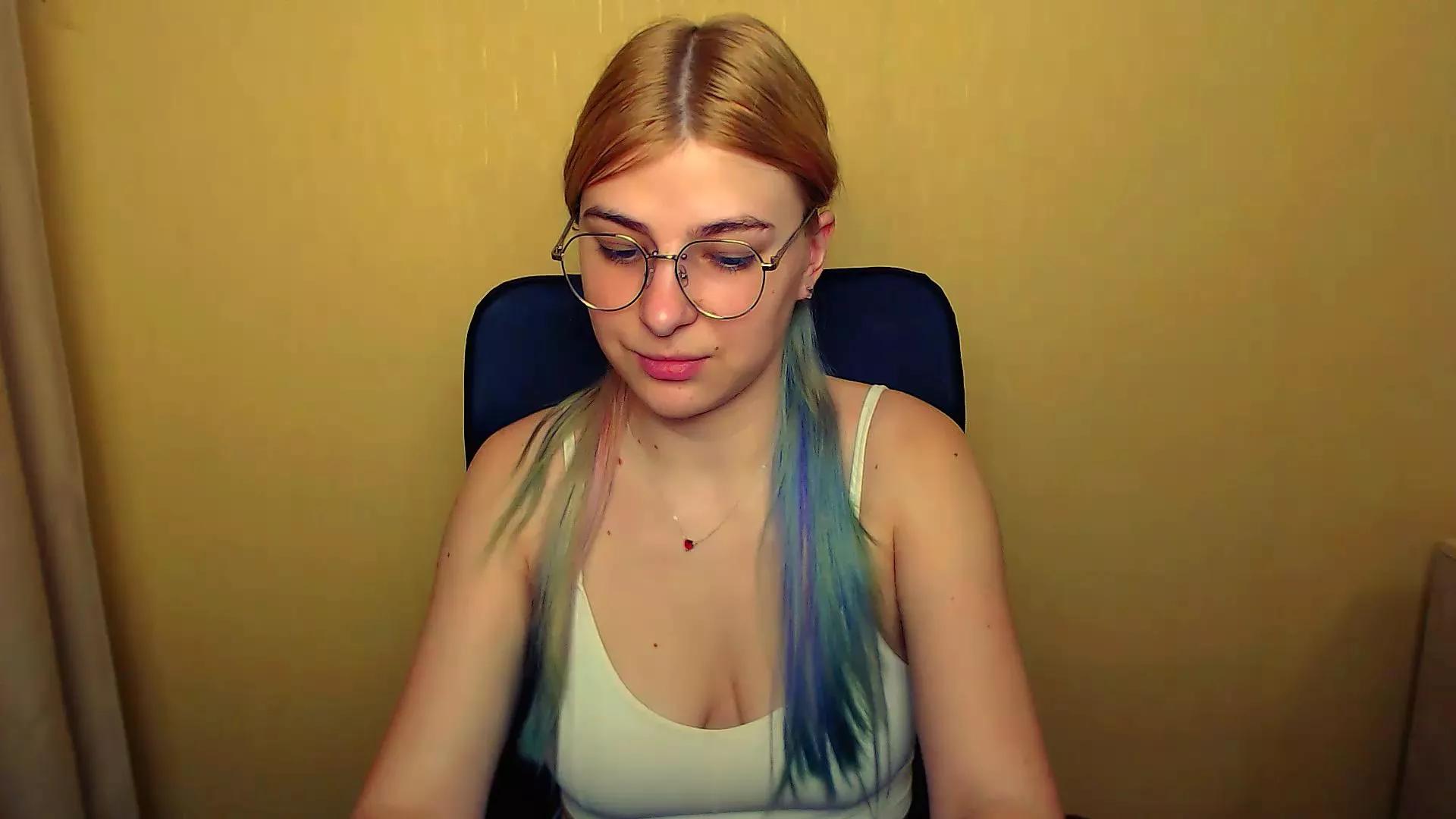 Luna_Lush_ on Cam4 