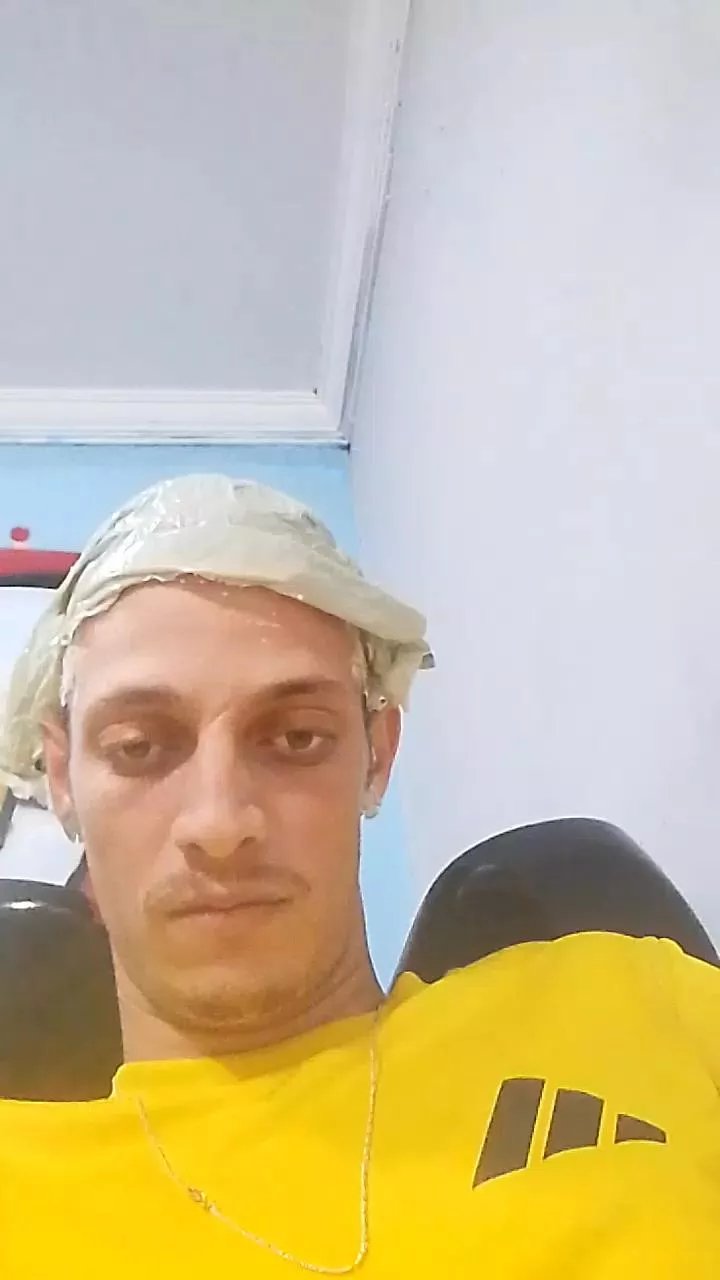 Offline Malloka00 on Cam4