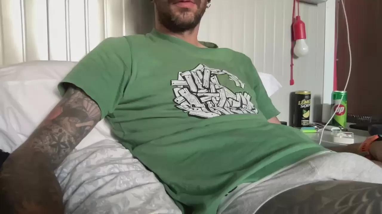 mariojordan1 on Cam4 