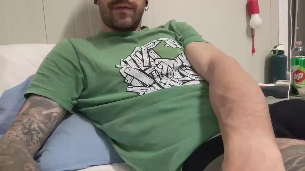 mariojordan1 on Cam4 