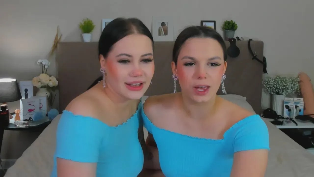 Offline MaryPolly on Cam4