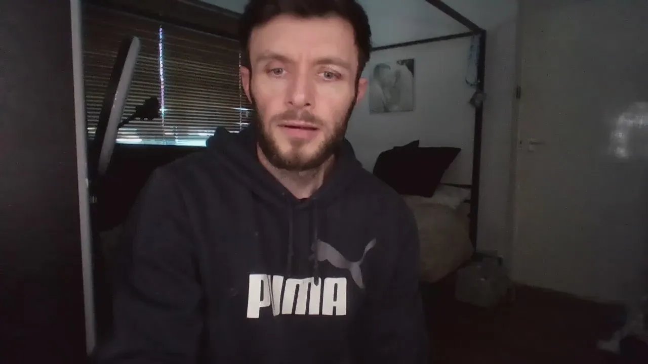 Offline MasterJakeJohns on Cam4