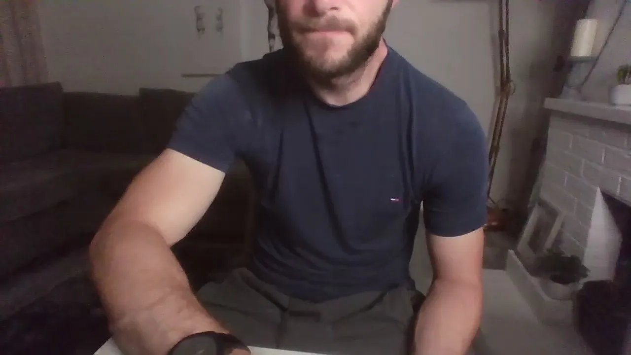 Offline MasterJakeJohns on Cam4