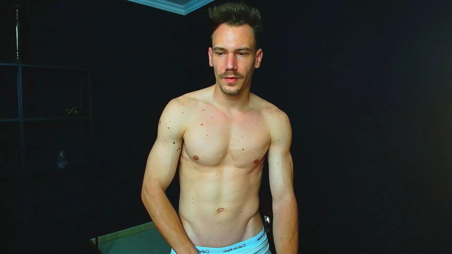 MateoBenjamin on Cam4 