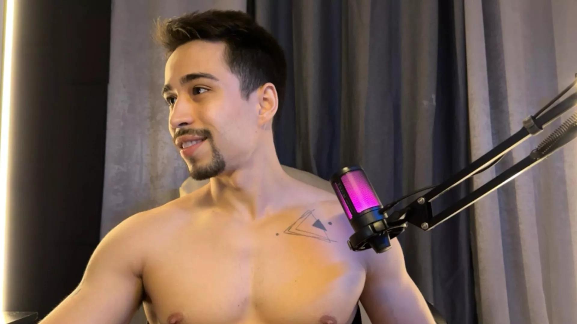 mettew22c on Cam4 