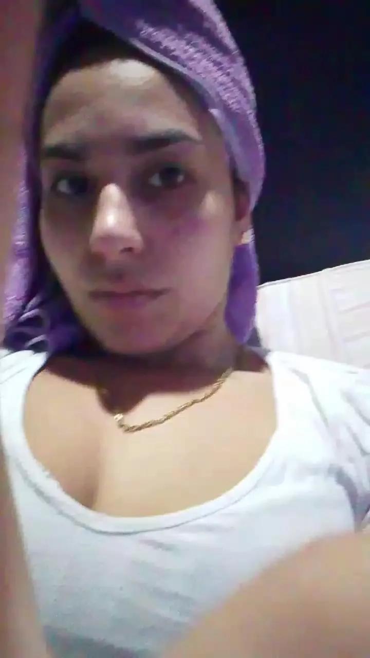 mialu2 on Cam4 