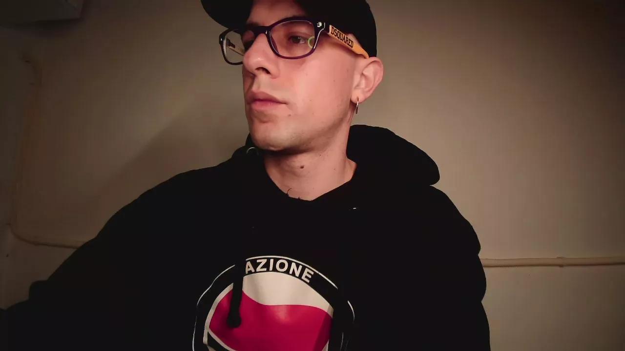 mikealcorleone on Cam4 