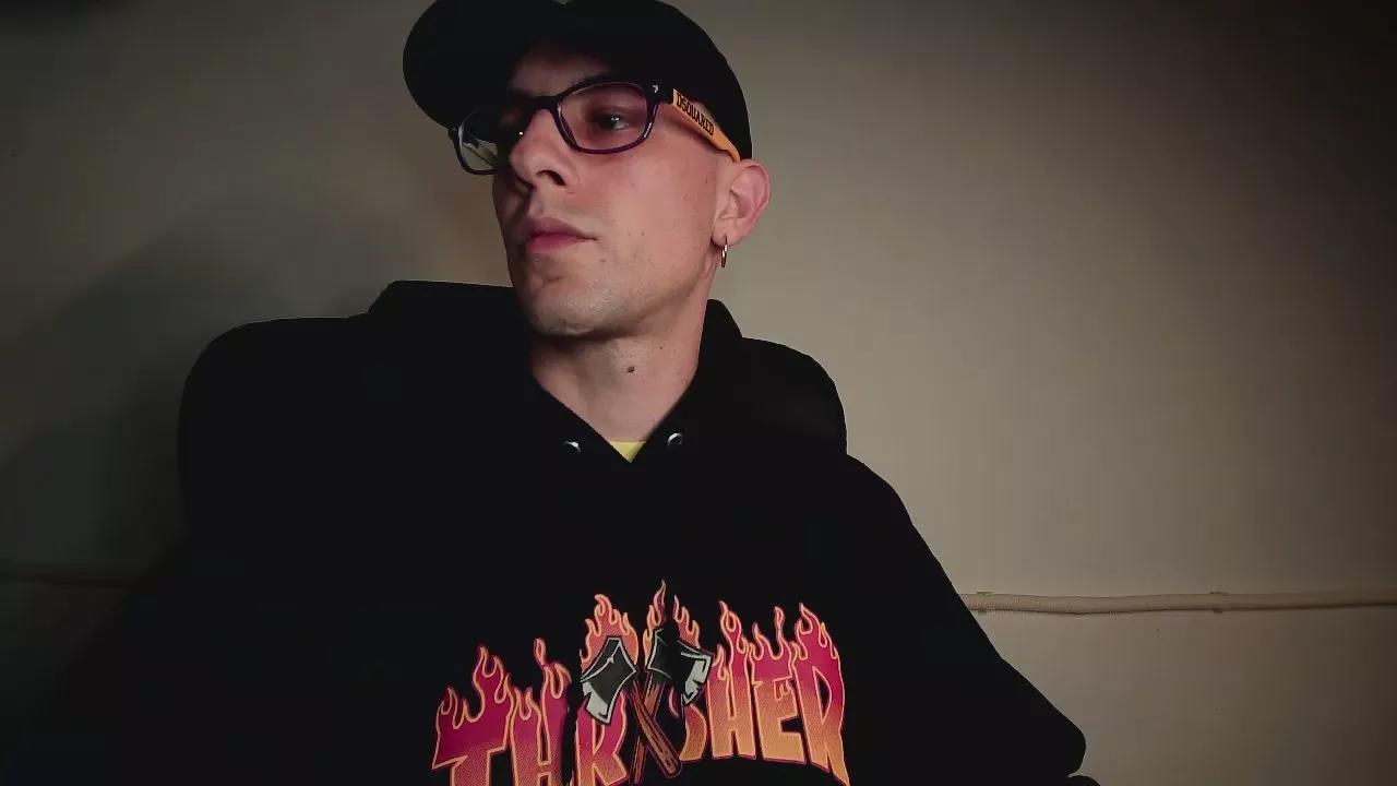 mikealcorleone on Cam4 
