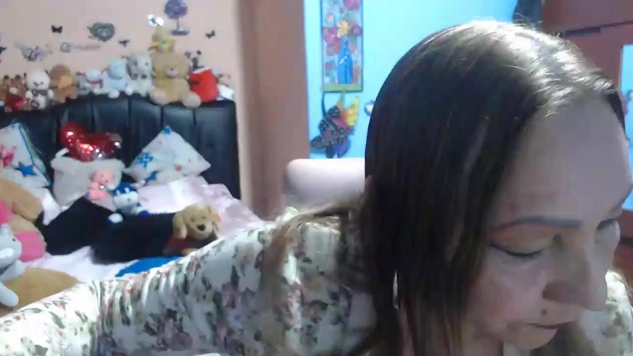 milfeddy_ on Cam4 