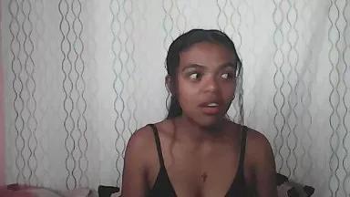 miora2025 on Cam4 