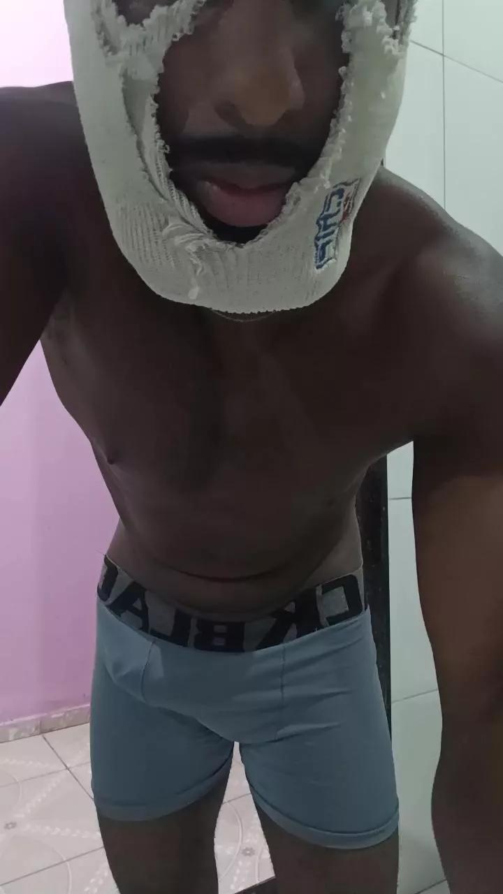 missinhoo on Cam4 
