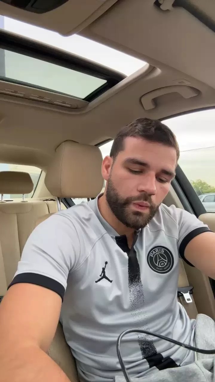 Offline Mitchyourmodel on Cam4