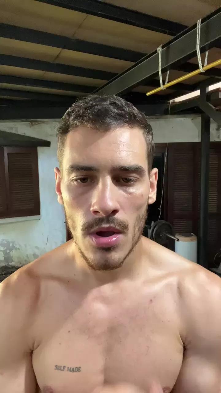 modelpedroxxx on Cam4 