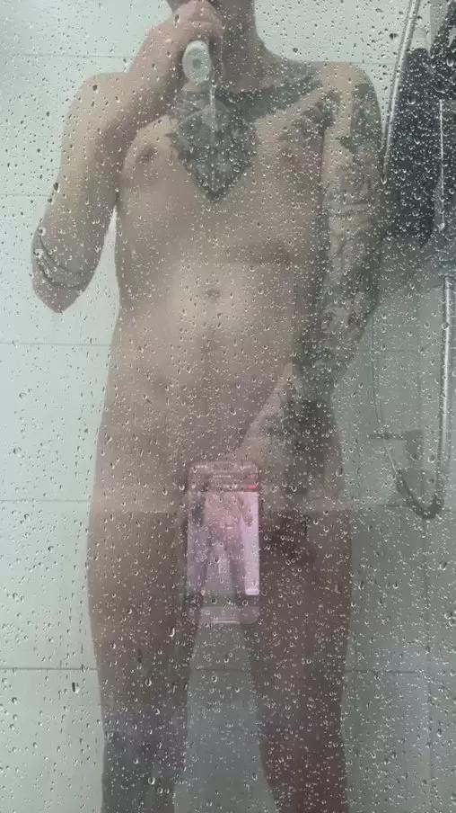 Mr_02_93 on Cam4 