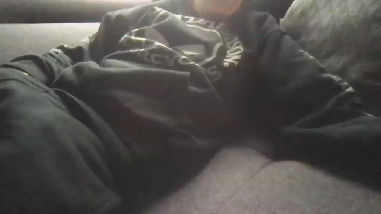 Mr_02_93 on Cam4 