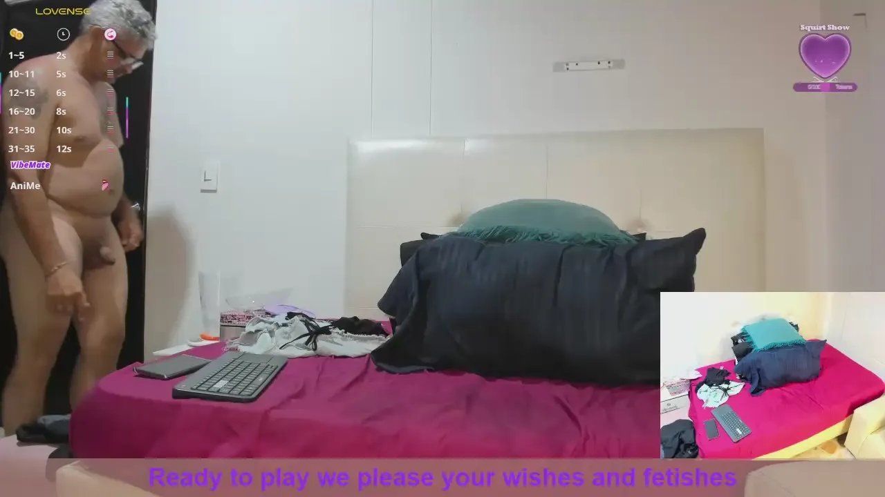 Offline naomi_and_brack on Cam4