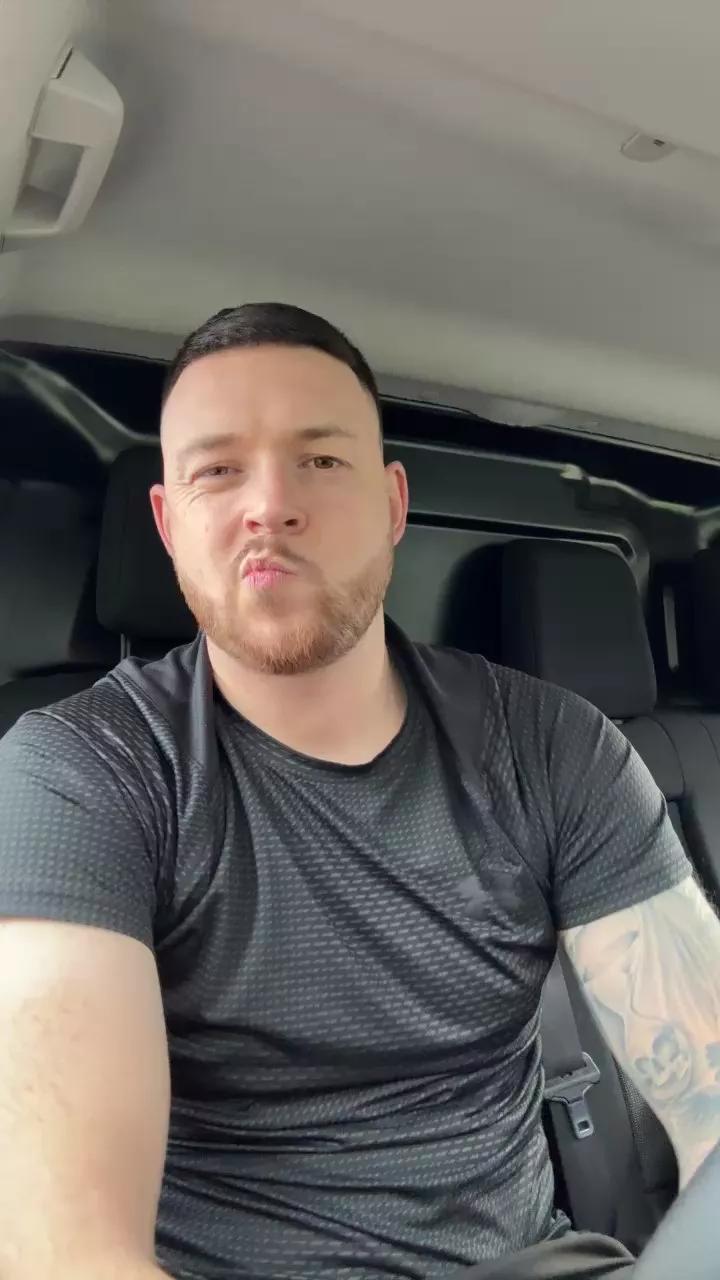 Nicehardon3 on Cam4 