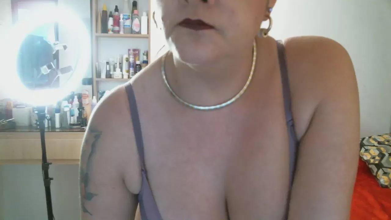 ninfomana420 on Cam4 