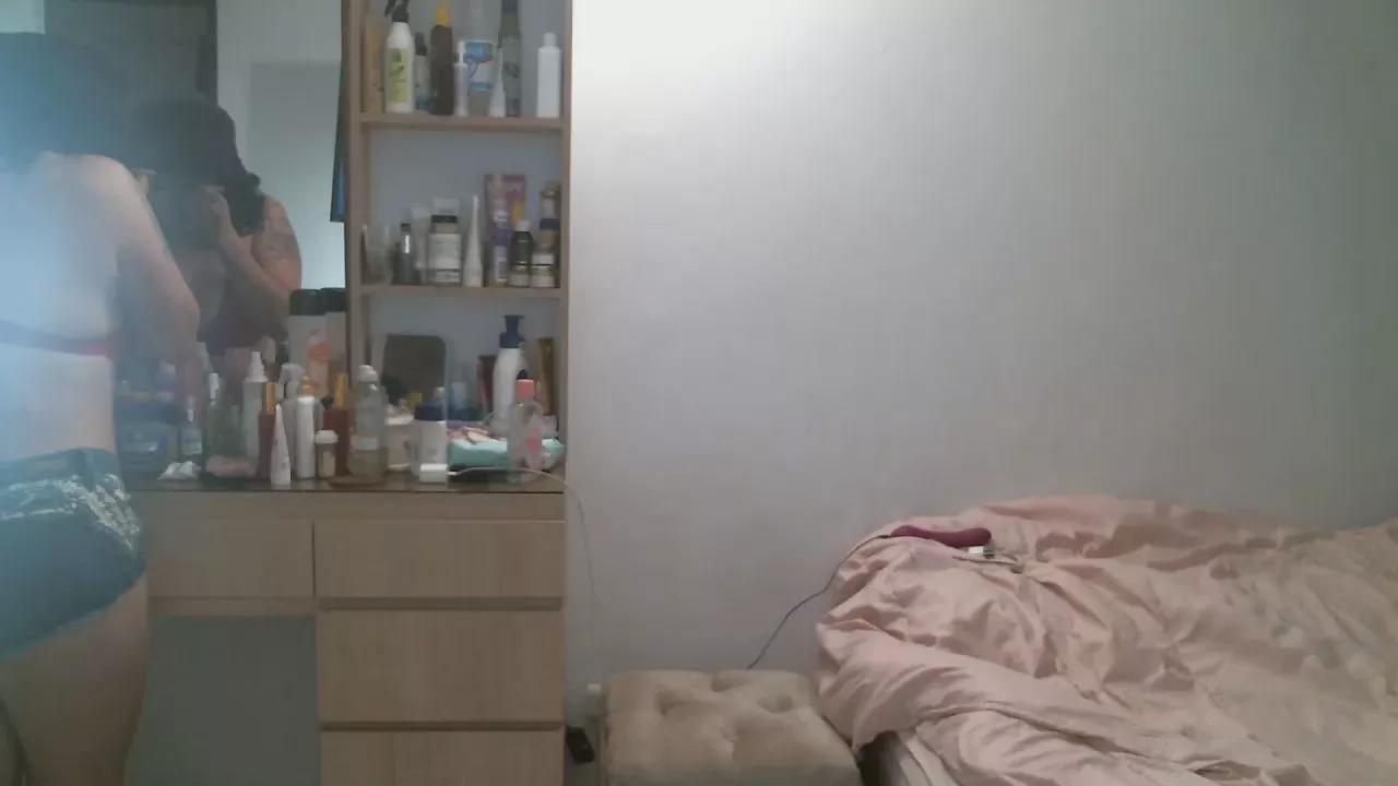 ninfomana420 on Cam4 