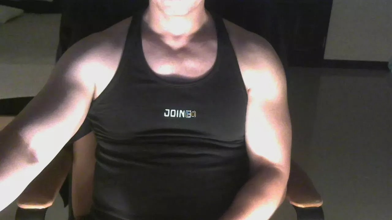 Offline Nobody55555 on Cam4