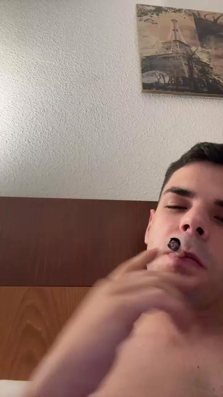 Noteinp on Cam4 
