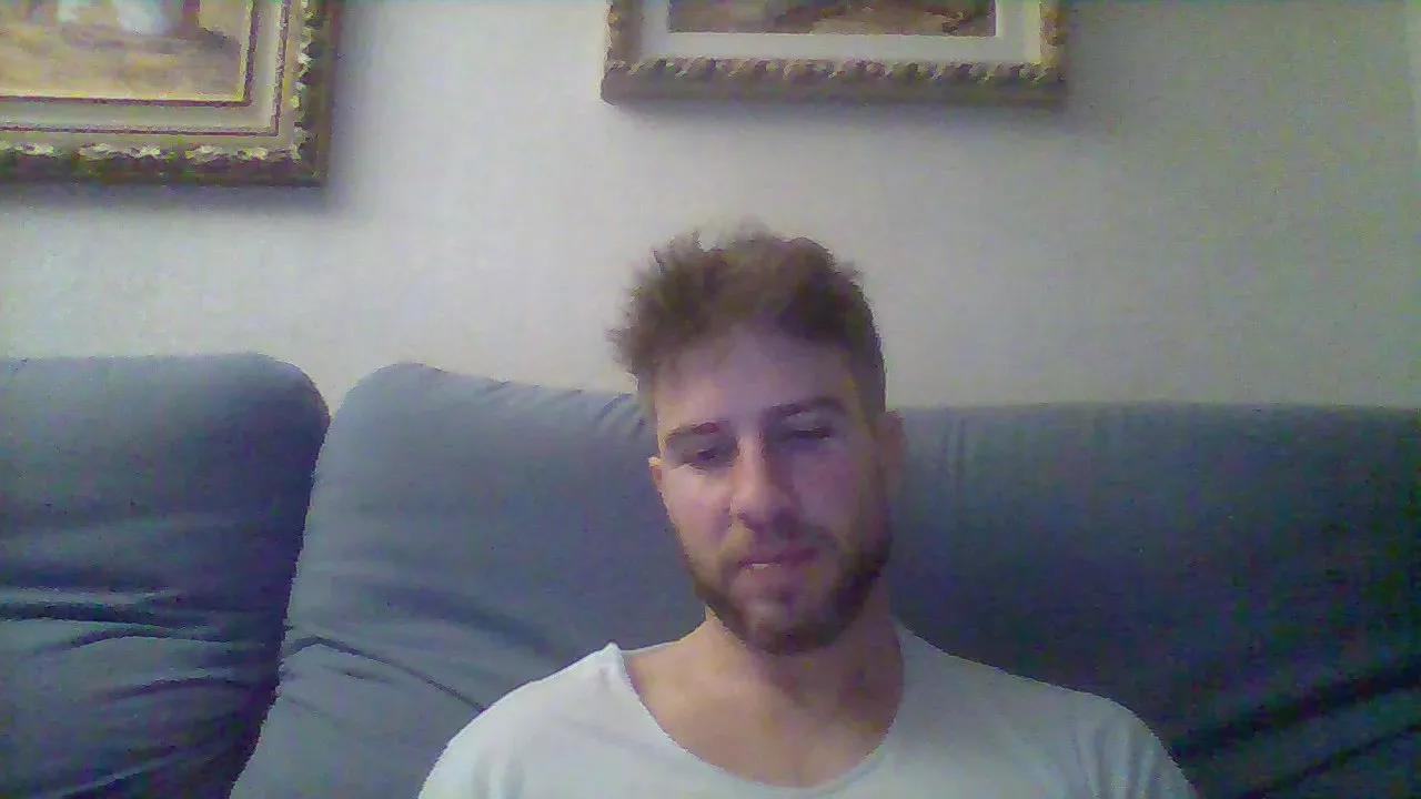 ojazosreturn on Cam4 
