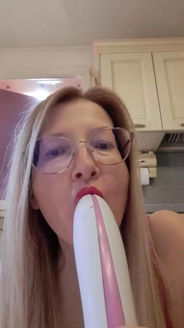 orchideahot on Cam4 