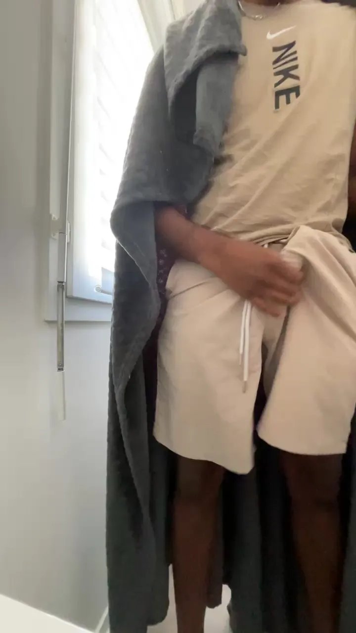 Offline Otman_77 on Cam4