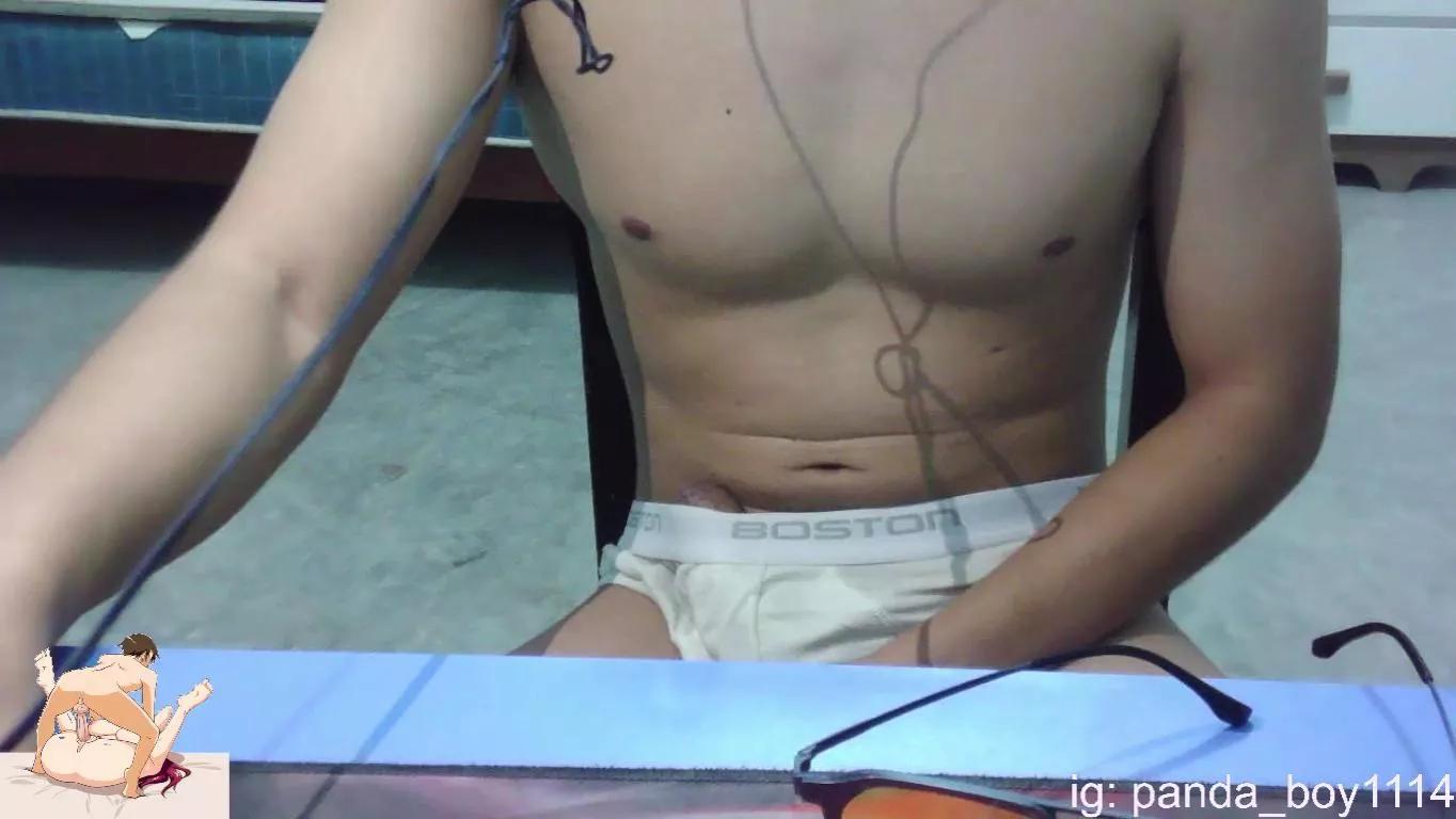 Panda_BoY1 on Cam4 