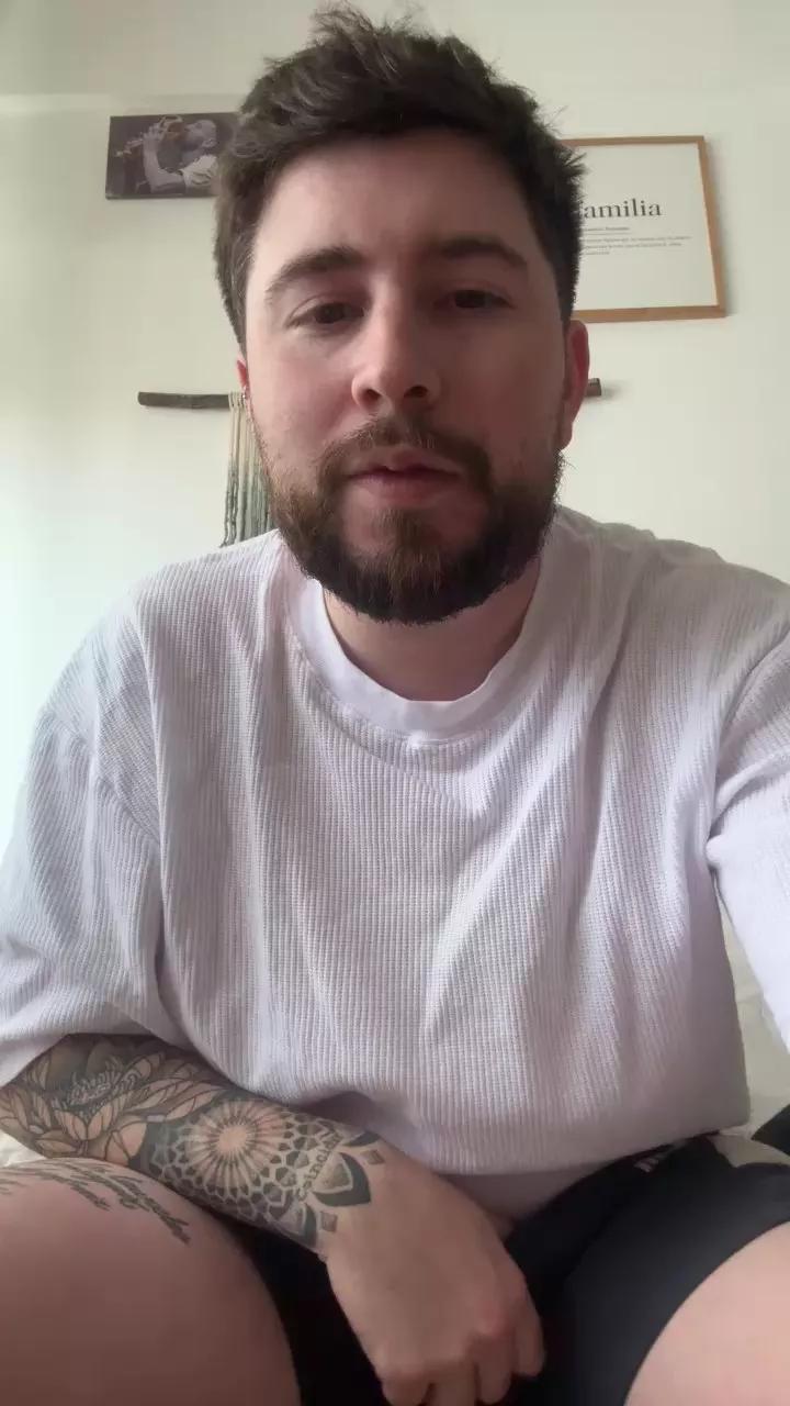 Papionfire on Cam4 