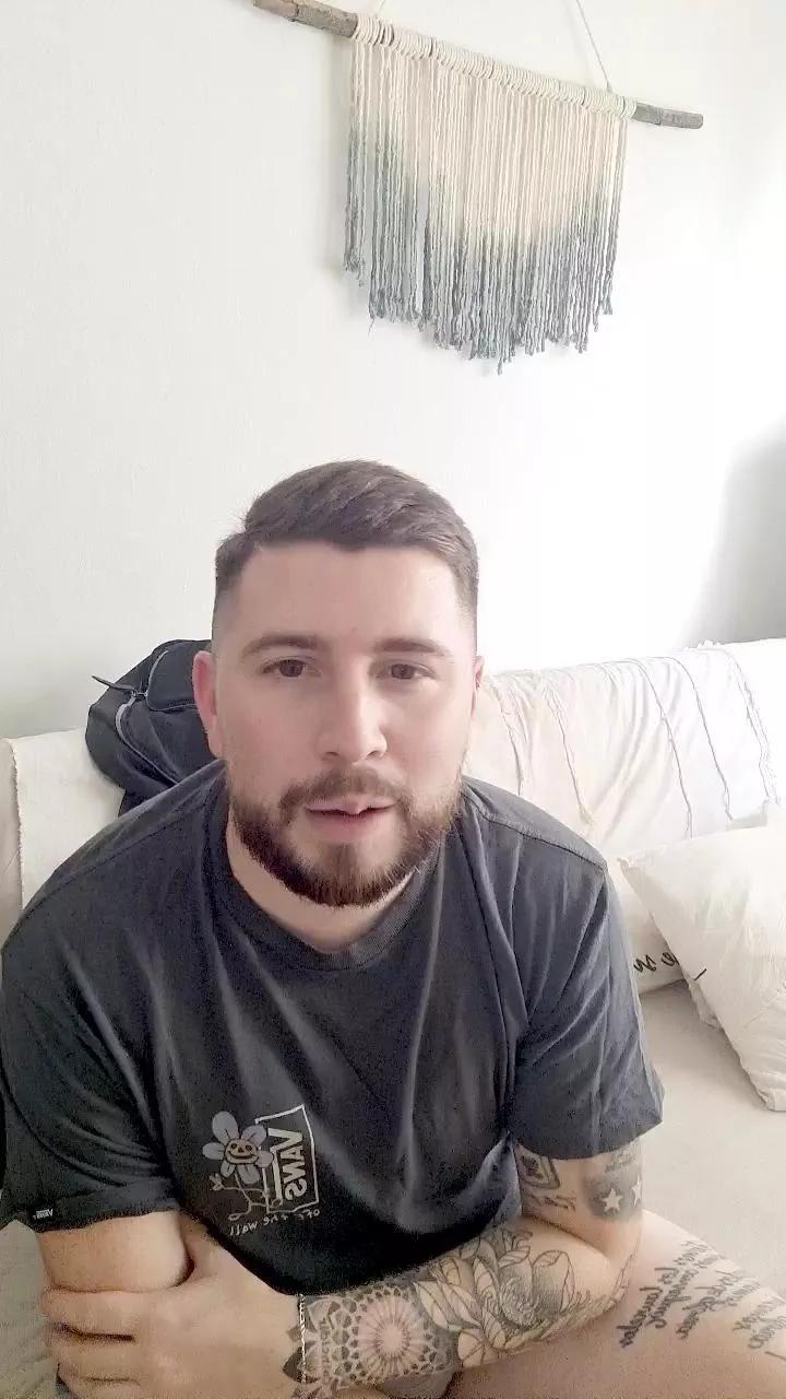 Papionfire on Cam4 