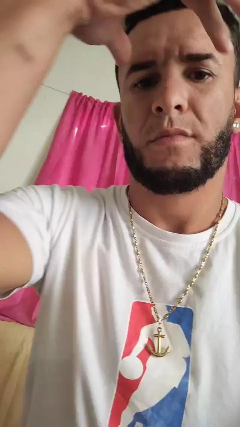 Papiyoungpig on Cam4 