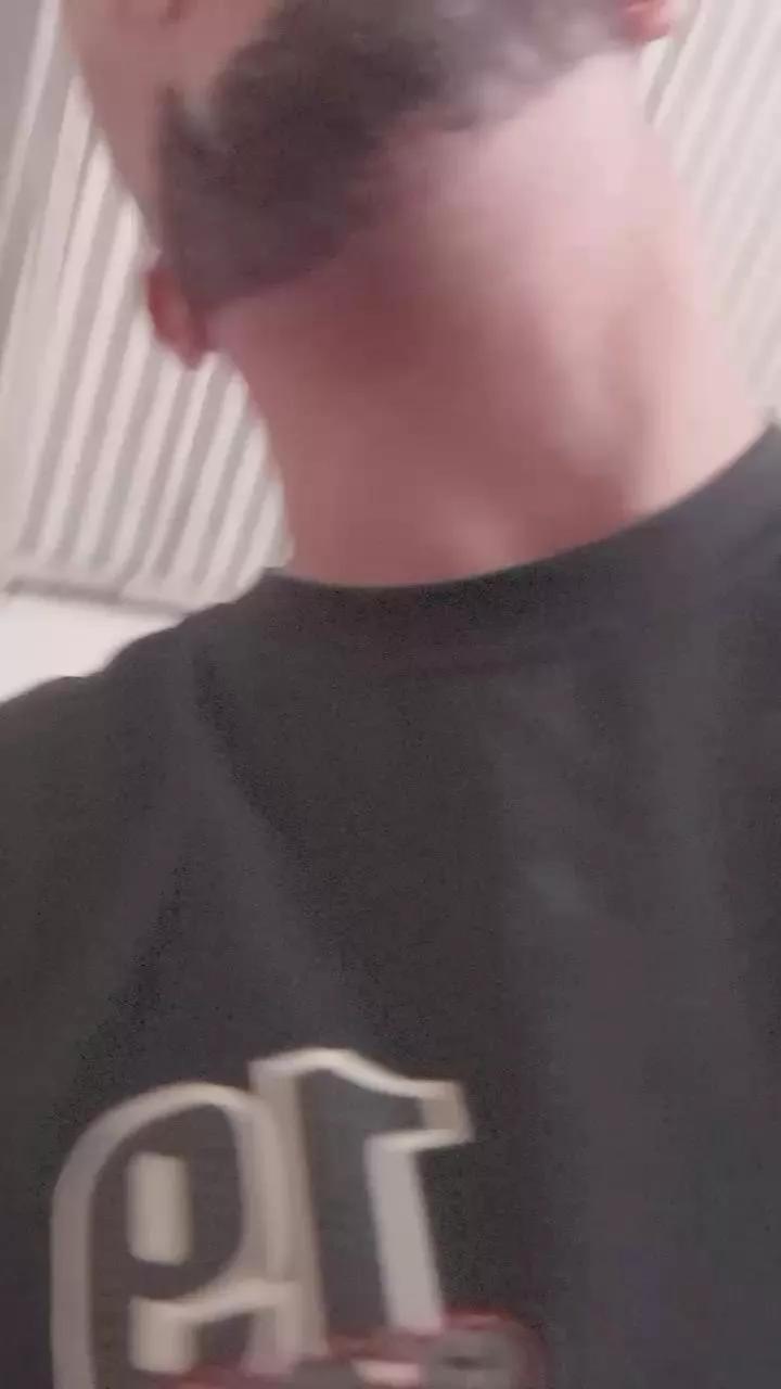 Papiyoungpig on Cam4 