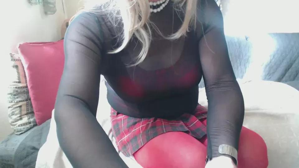 petiteSophie on Cam4 
