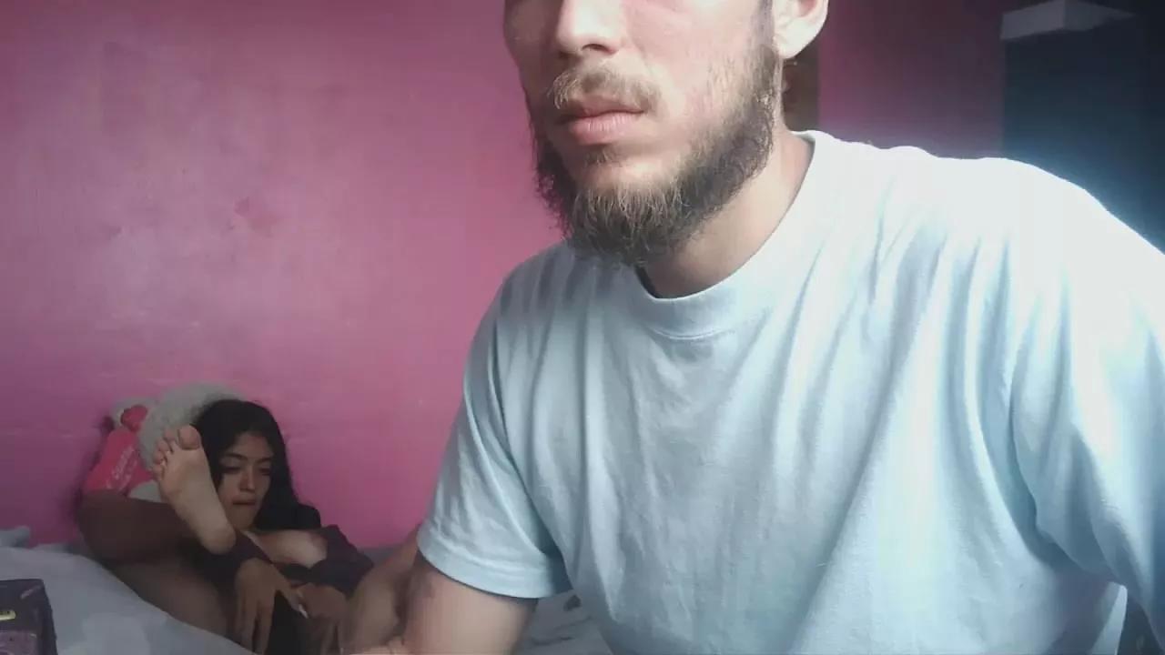 Pocahonta_18 on Cam4 