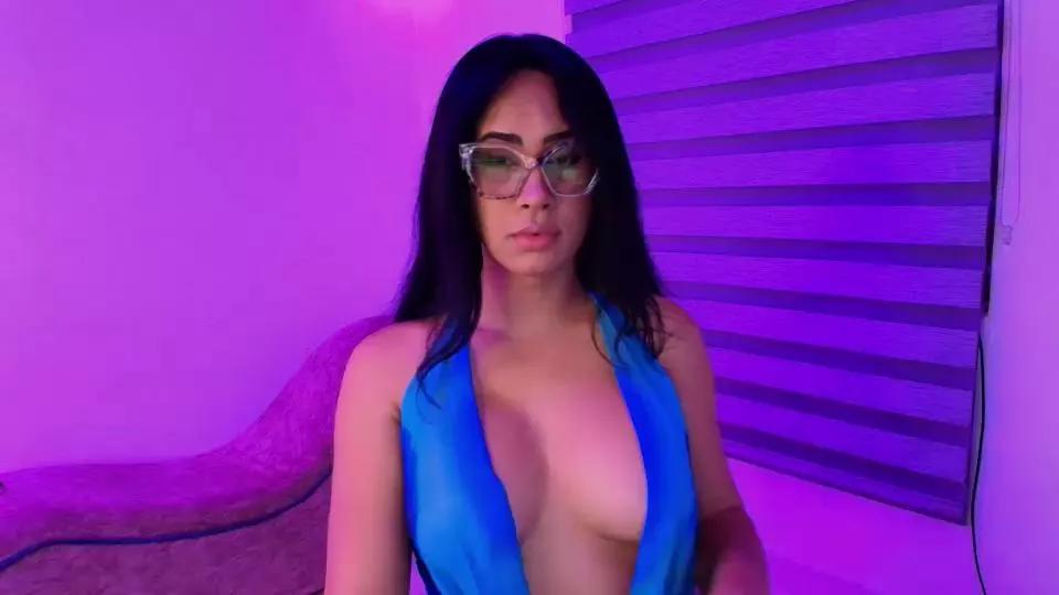 Rashell_zepol on Cam4 