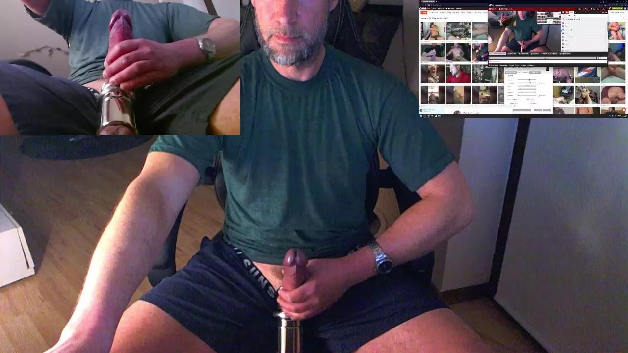 Reeper84 on Cam4 