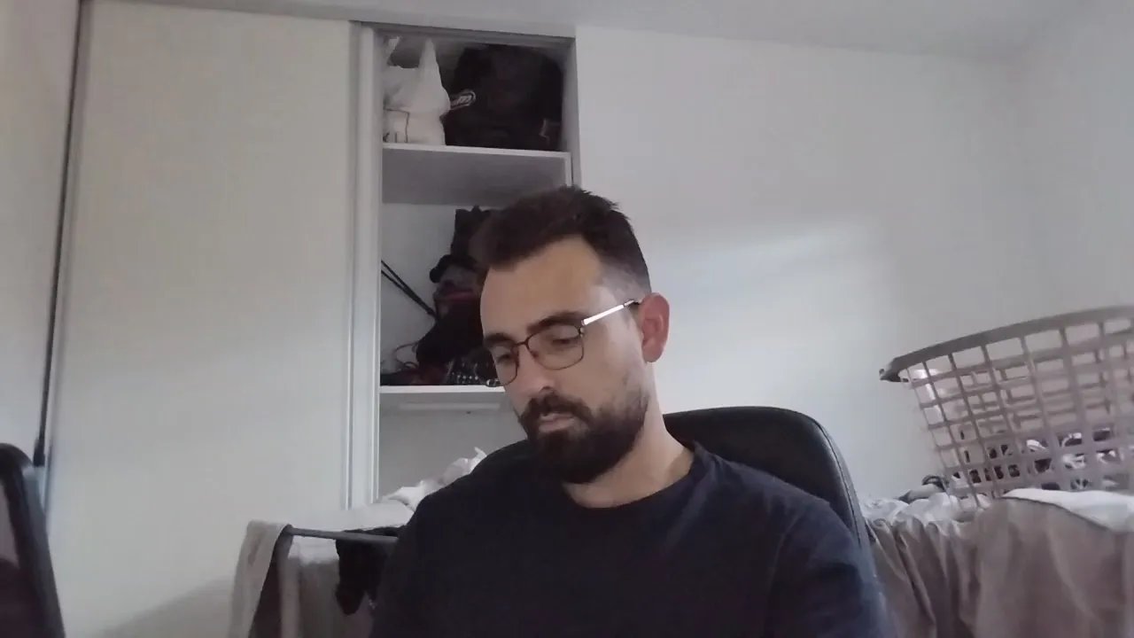 Offline Ribeiro33240 on Cam4