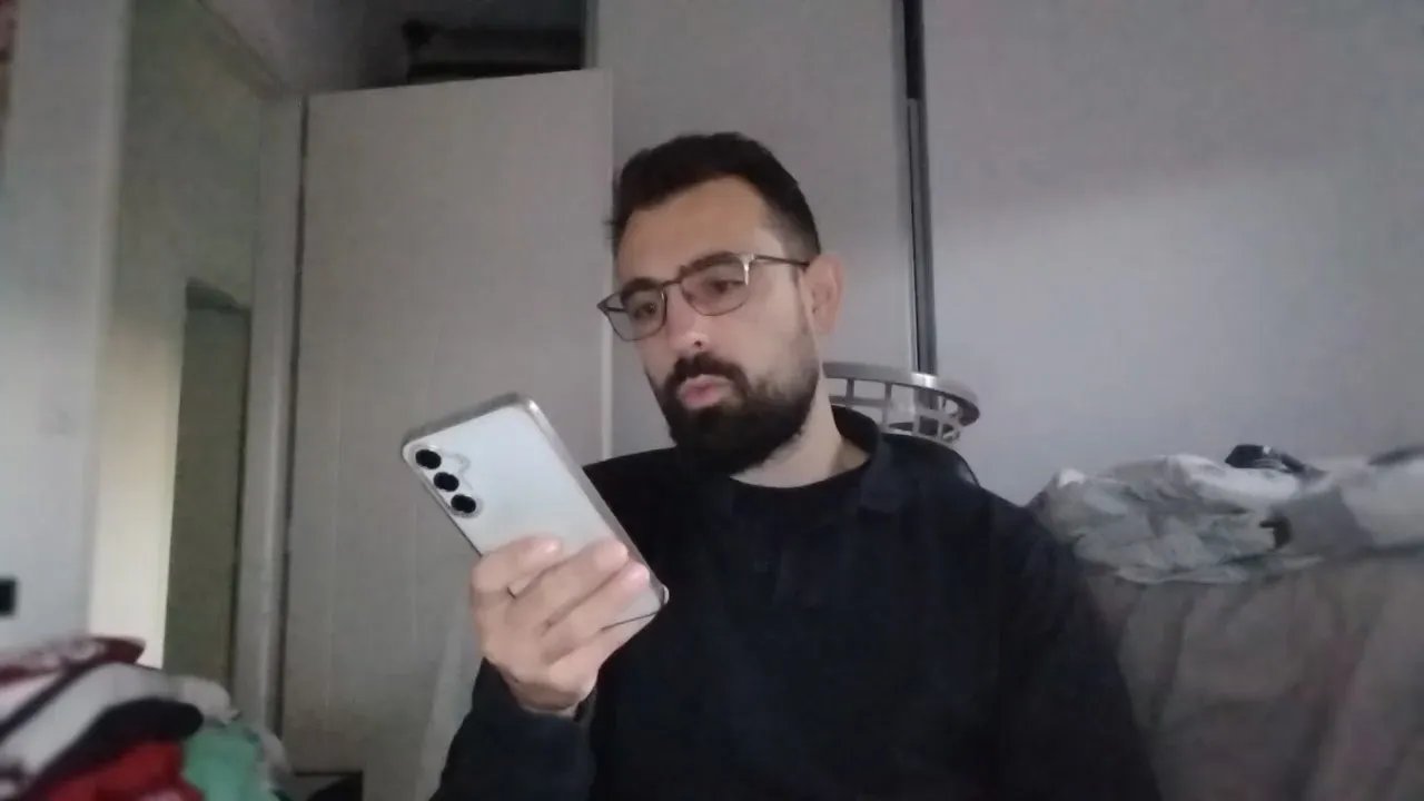 Offline Ribeiro33240 on Cam4