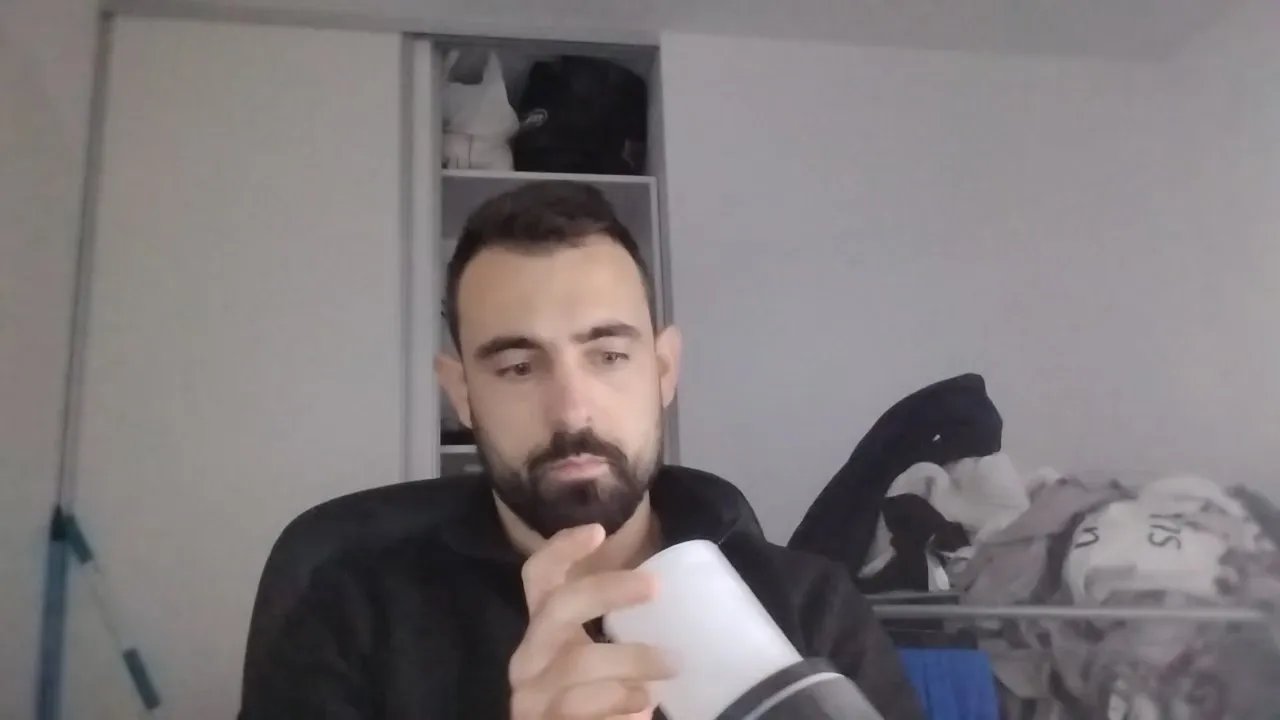 Offline Ribeiro33240 on Cam4