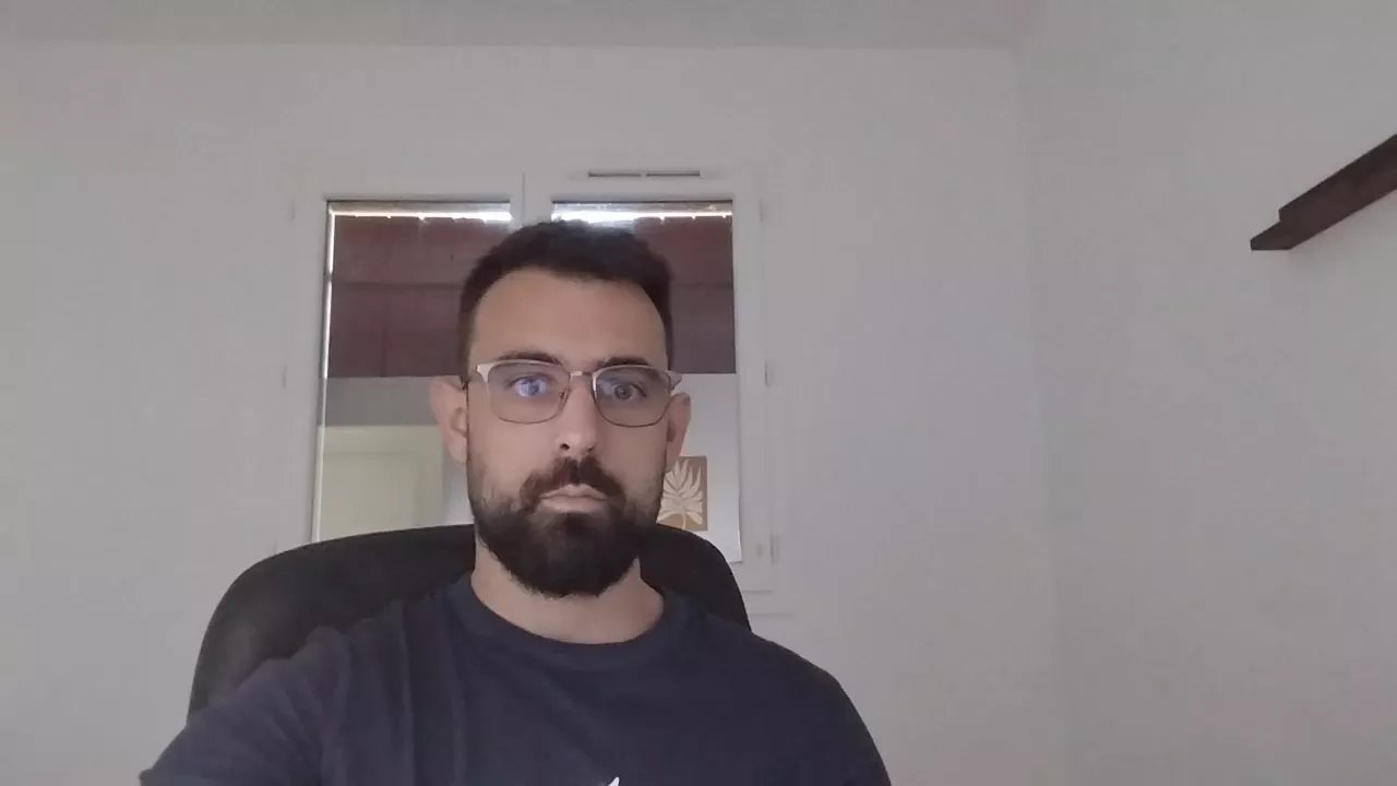 Offline Ribeiro33240 on Cam4