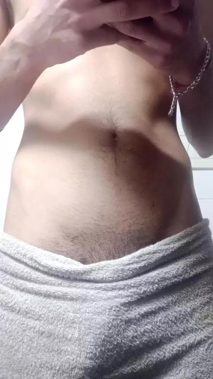 Ronnyyt on Cam4 
