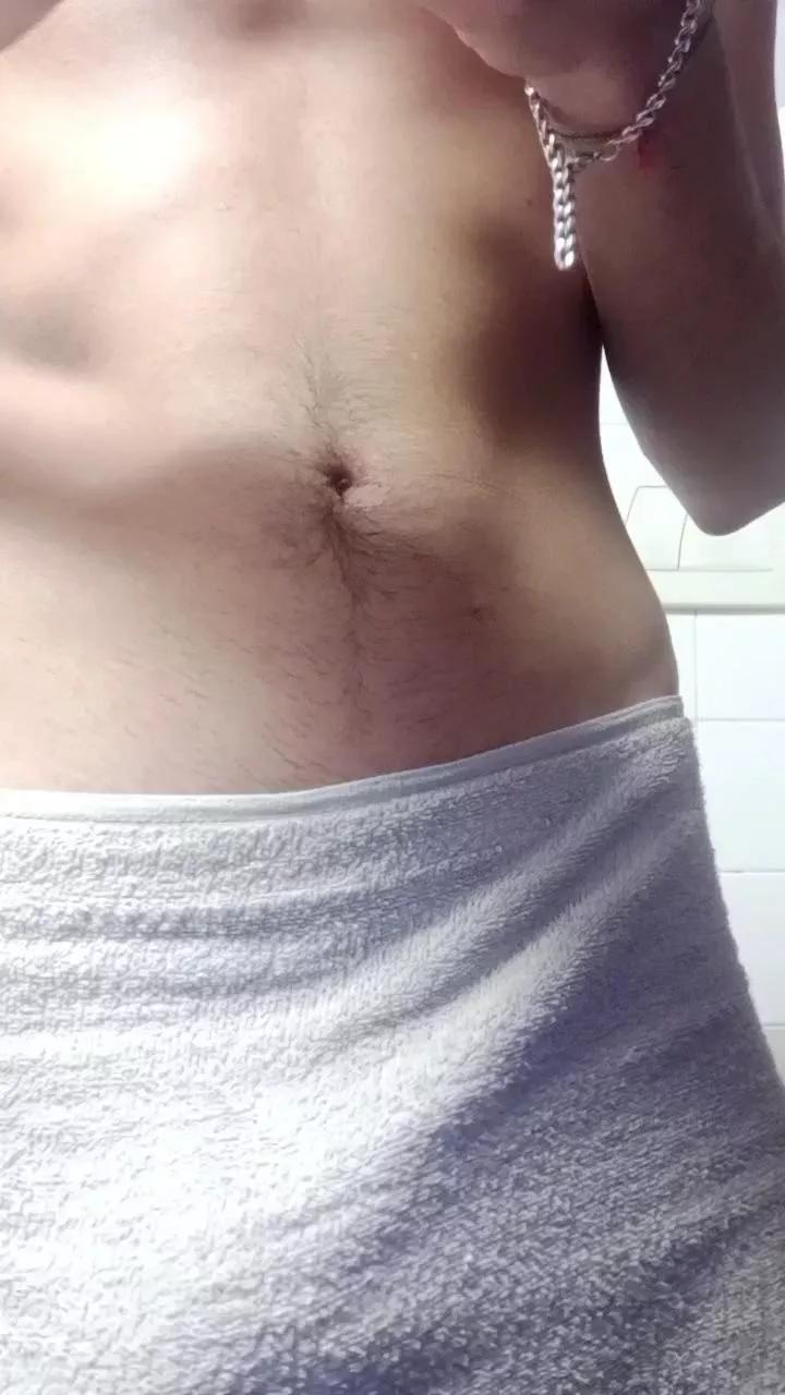 Ronnyyt on Cam4 